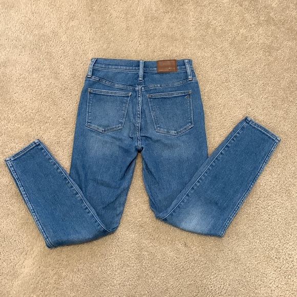 Madewell 10” high rise skinny crop jeans - Picture 2 of 6
